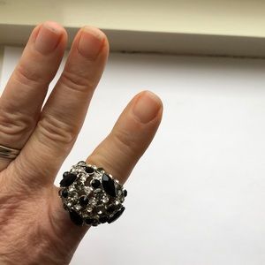 Cocktail ring. Adjustable.